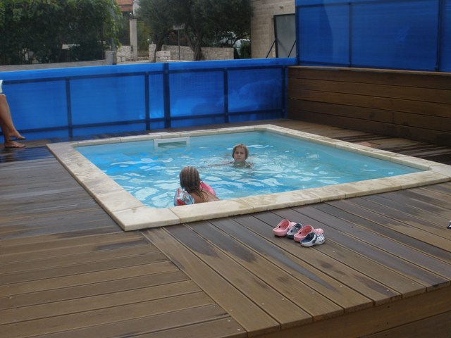 Image 01