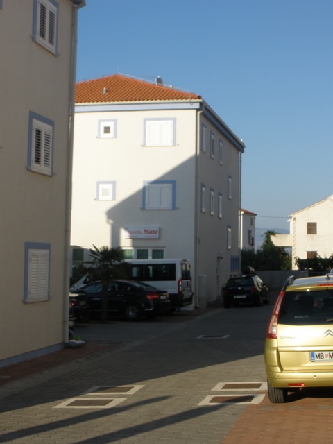 Image 01